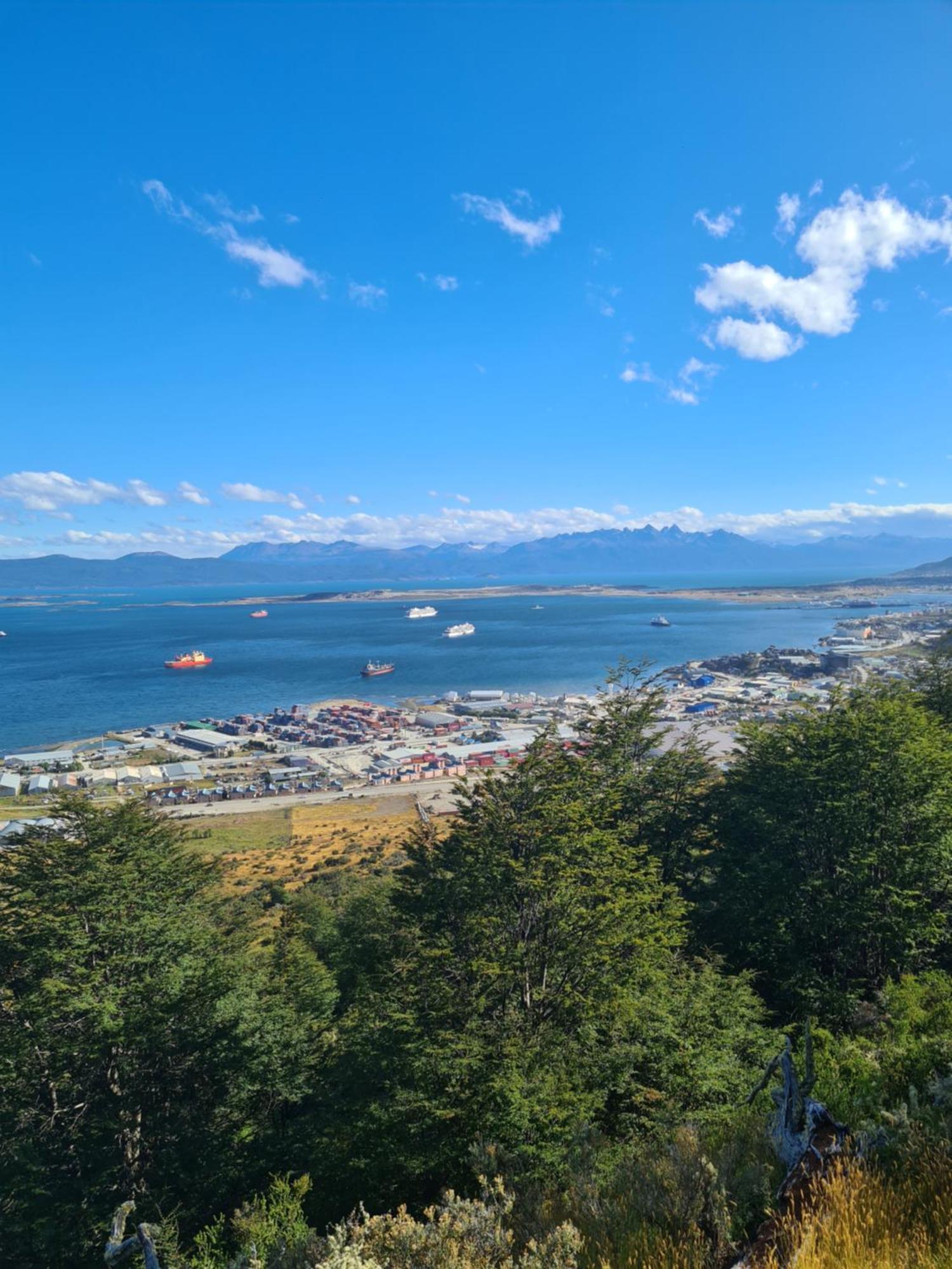 Hotel Tierra Del Fuego Ushuaia Exterior photo